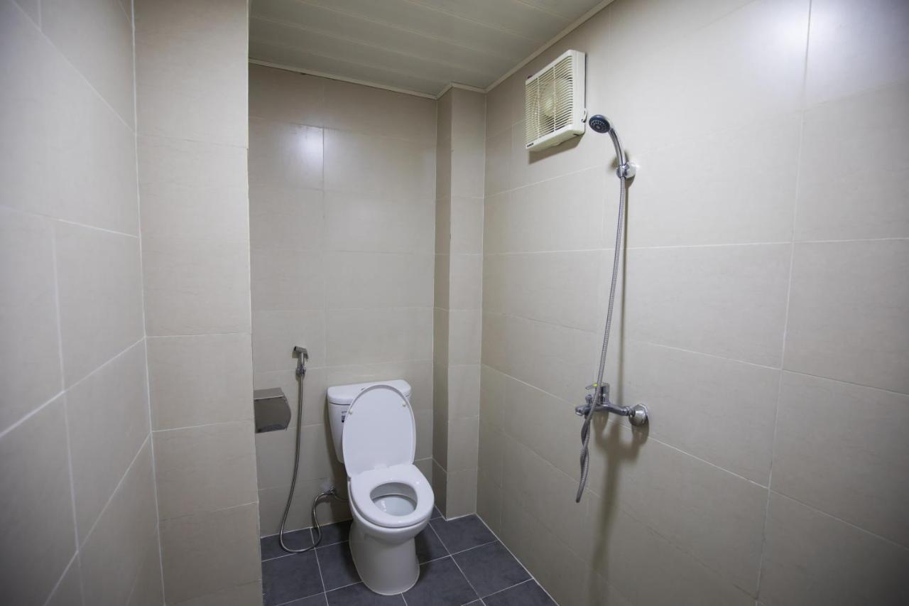 Trang Tien Hotel Hanoi Bagian luar foto